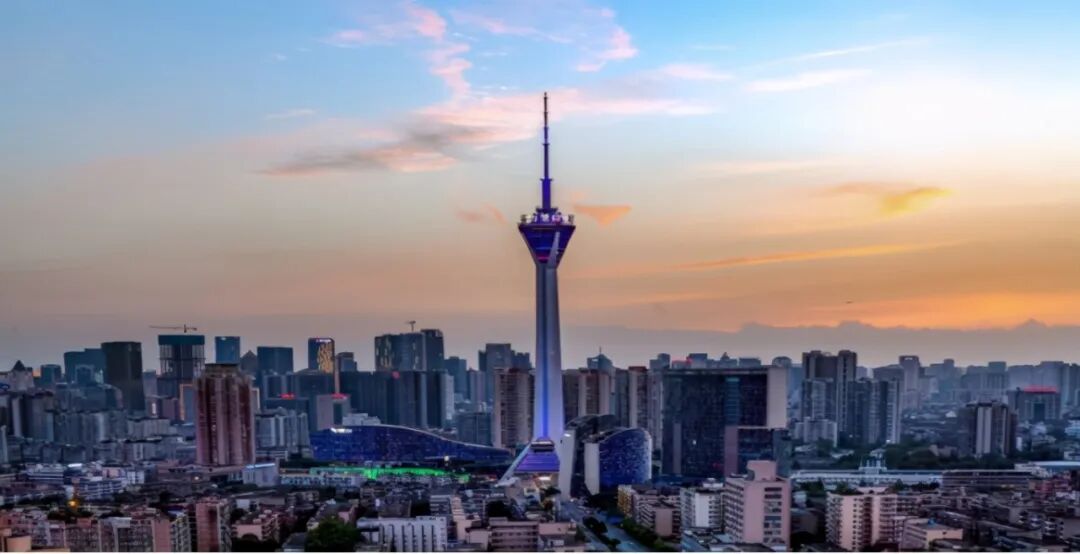 成都，开始拥挤-