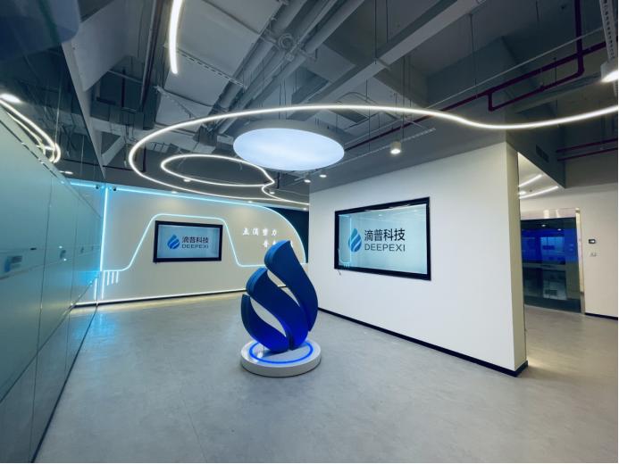Palantir 4000亿市值神话下，中国 「Palantir」 已在 AI 产业换挡期浮现-